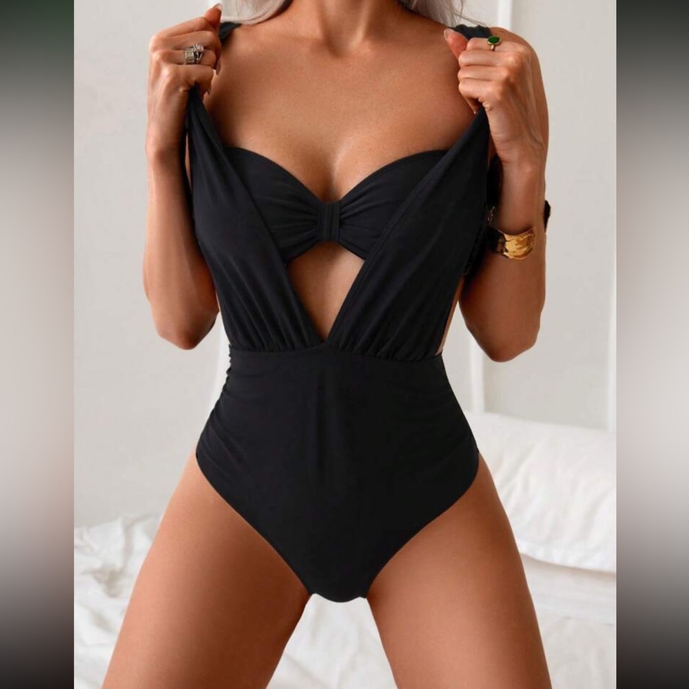 Stylish Black Women’s One Piece Swimsuit